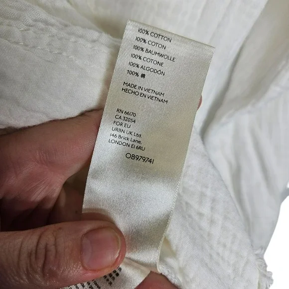 We The Free People Tunic Top XS White Long Sleeve Button Frayed Gauzy Oversized - Picture 5 of 10